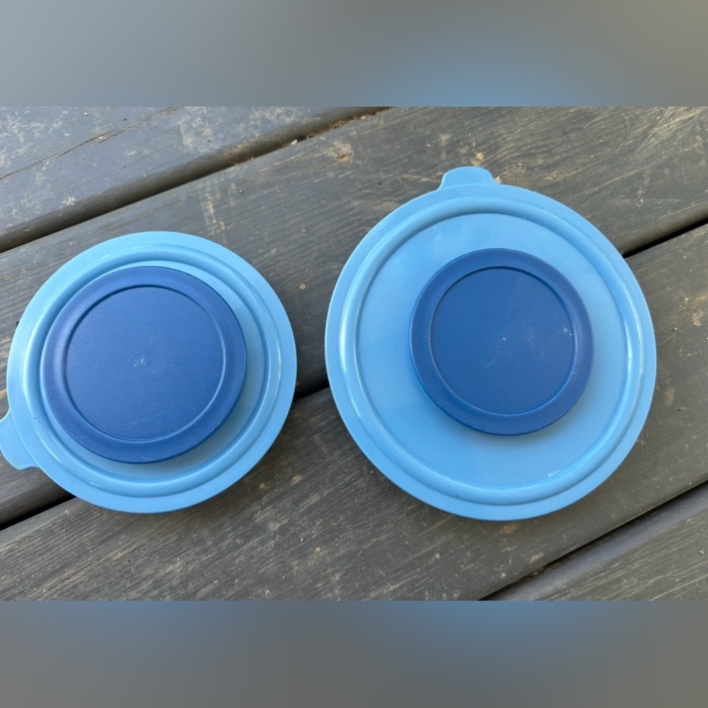 Blue Round Food Storage Container Lids- like new!